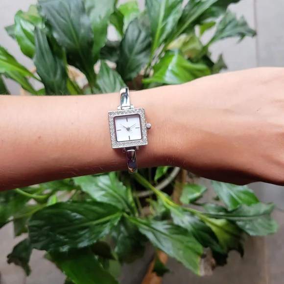 Avon Rhinestone Watch - Picture 2 of 8